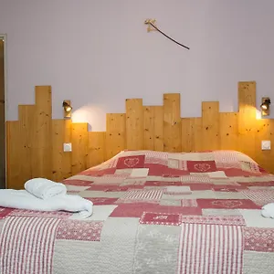 https://gite-chatel.hotels-rhonealpes.com