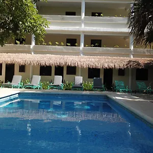 isabella-beachside.allrivieramayahotels.com/